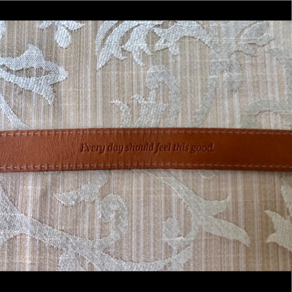 Vineyard Vines Patchwork Silk Leather Buck… - Picture 6 of 8